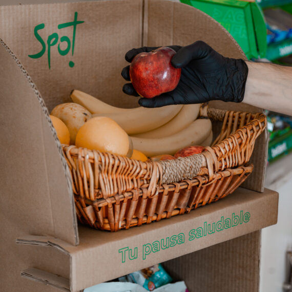 Fruta y alimentos saludables